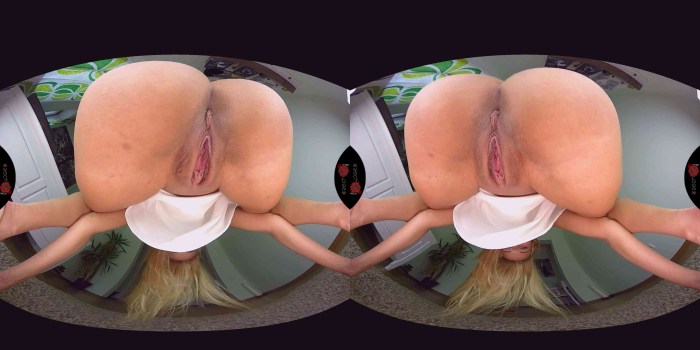 Naked woman 360 degrees casting