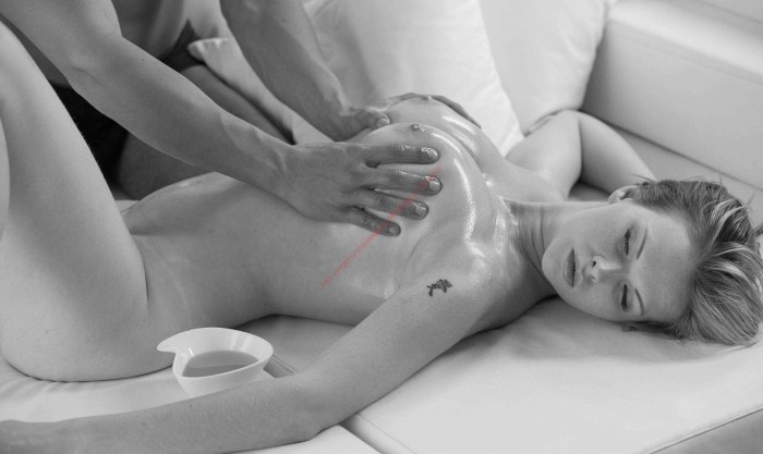 Massector erotic massage