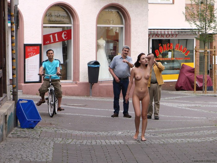 Russian women naked on the street