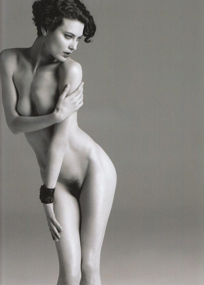 Kira Knightley photo shoots nude