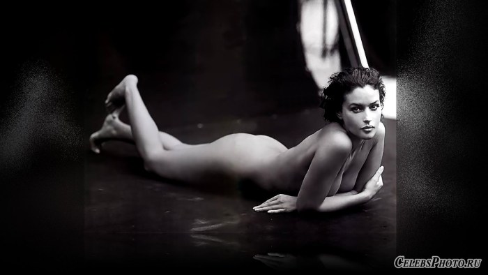 Monica Bellucci is erotic
