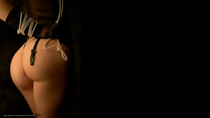 Erotic wallpaper of girls