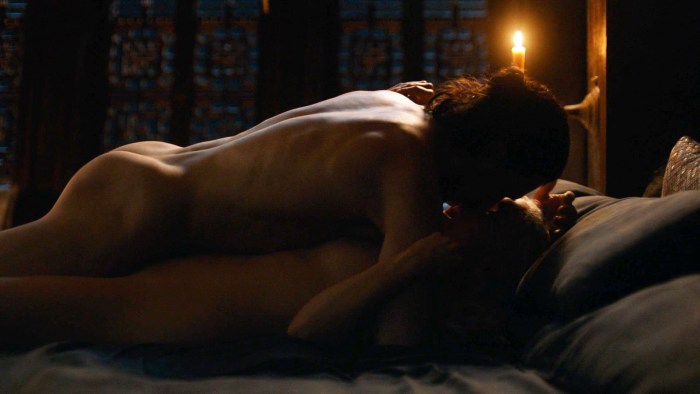 Emilia Clark Deineeris Sex