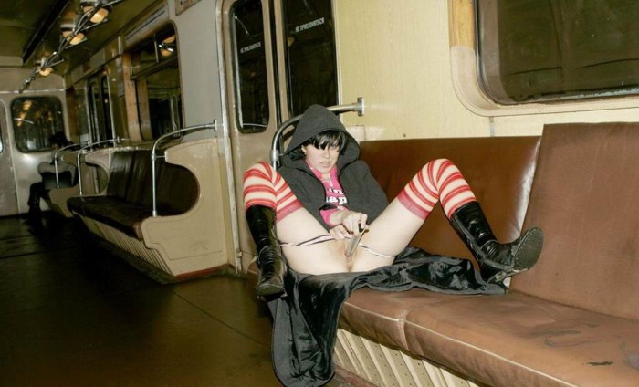 Girl without panties in the subway