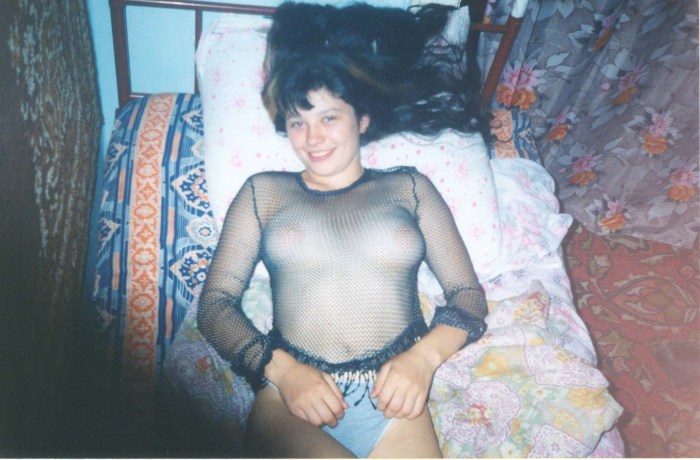 Naked women of the nineties