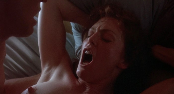 Julianna Moore naked film End of Roman 1999