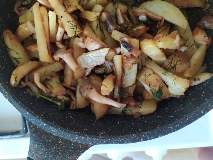 Potato Nyokki with spinach
