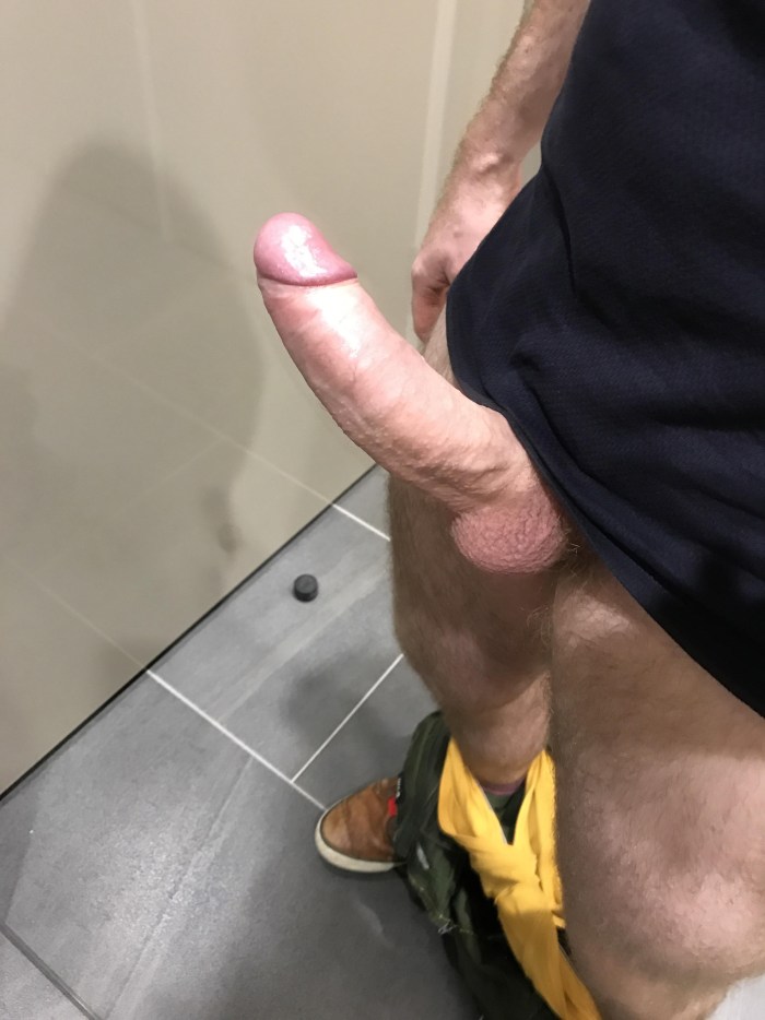 A man ends a man in his mouth