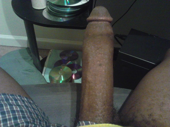 Took a picture of his black dick