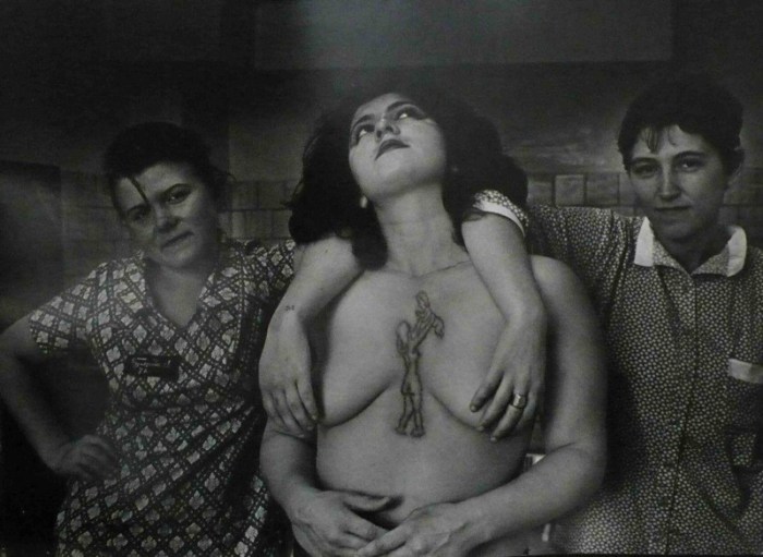 Prisoner in prison naked