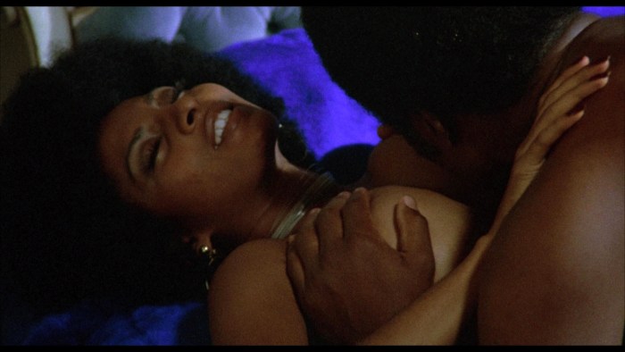 Pam Grier - Foxy Brown (1974)