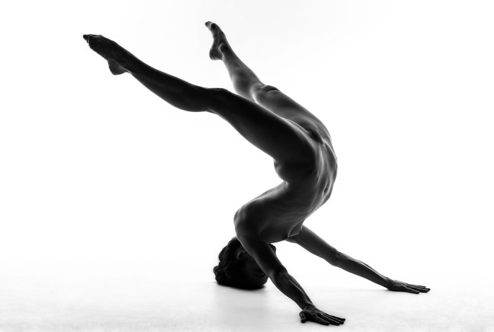 Gorgeous gymnasts are naked