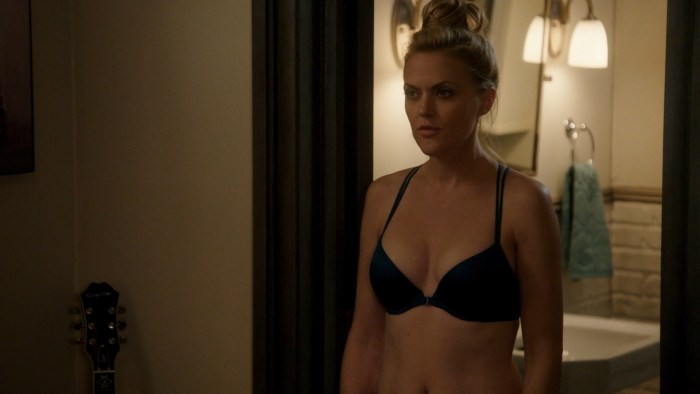 Elaine Hendricks in his youth in a swimsuit