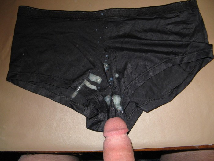 Cum inside the panties