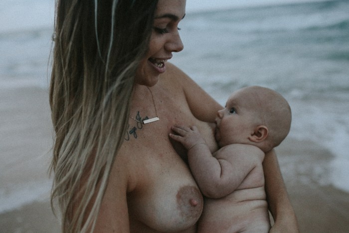 Naked fat mothers with daughters
