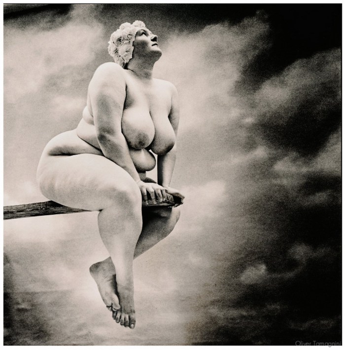 Full naked women retro
