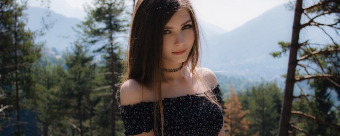 Akra girl