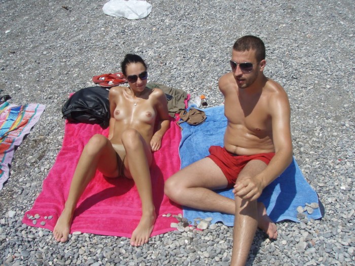 Naked is not shy on the beach