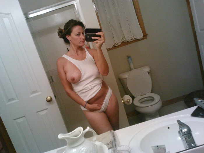 Mature mothers shameless