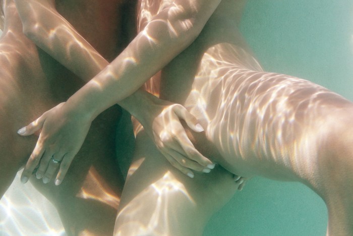 Nikki Thorne Naked Diving