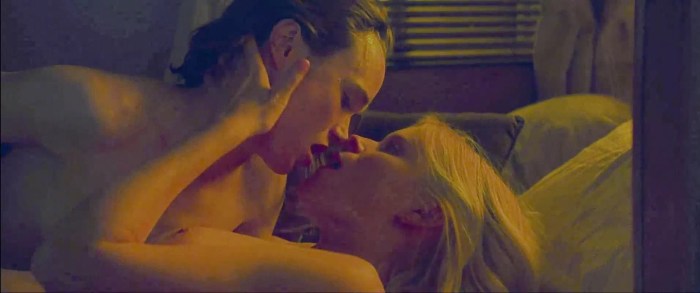 Ellen Page bed scenes