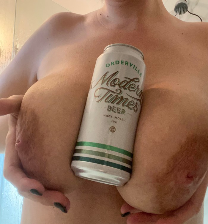 Naked women on Oktoberfest