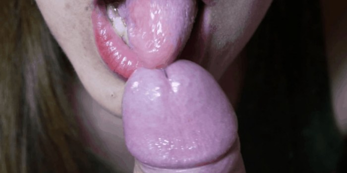 Beautiful blowjob close -up