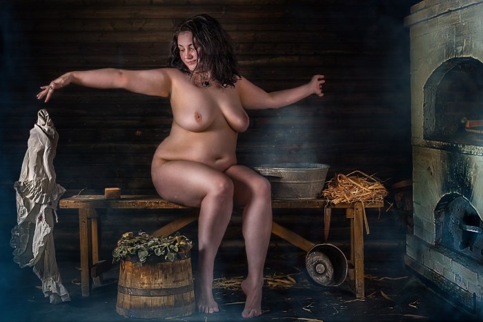 Naked women in a village bath