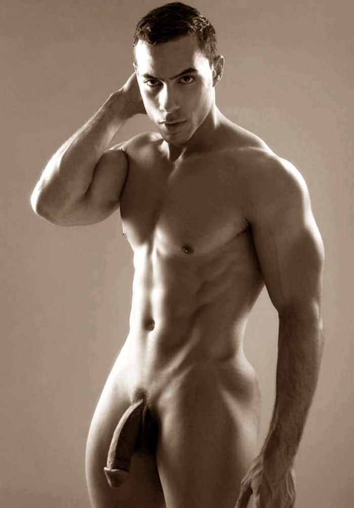 Beautiful poses of naked guys
