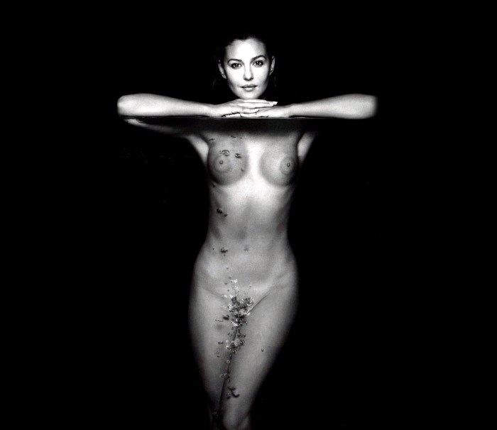 Monica Bellucci Cleopatra Naked