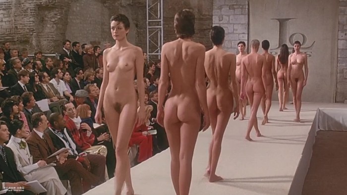 Naked Fashion Charlie Le Mind