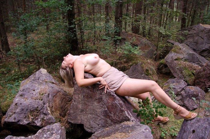 Naked women survive in the forest