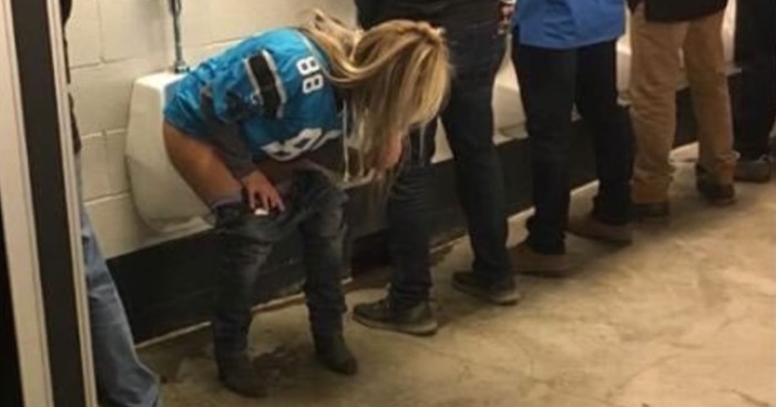 Club of Pissing Girls
