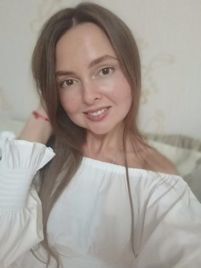 Adelina Frost Onlyfans