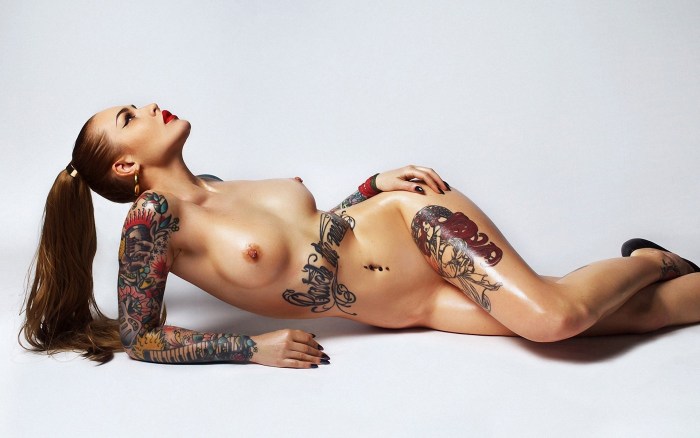 Ekaterina Alyabova is naked