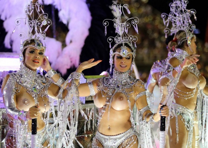 Andrea Martins Brazili Carnival