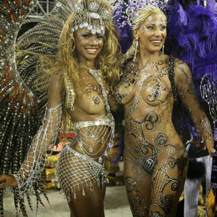 Fuck in carnival masks
