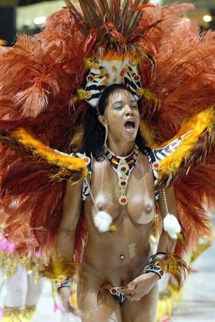 Andrea Martins Brazili Carnival