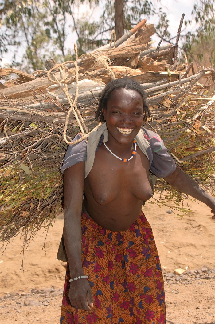 Burkina-Faso's naked women