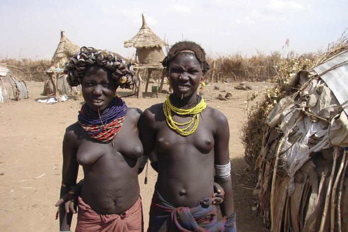 Completly Naked African Village Ladies Image