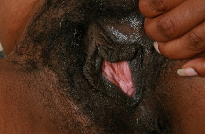 Natural hairy pussies