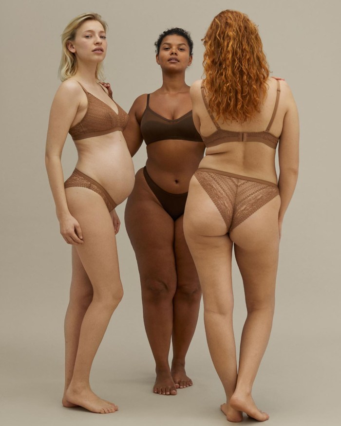 Ruby Roxx Plus Size photo shoot