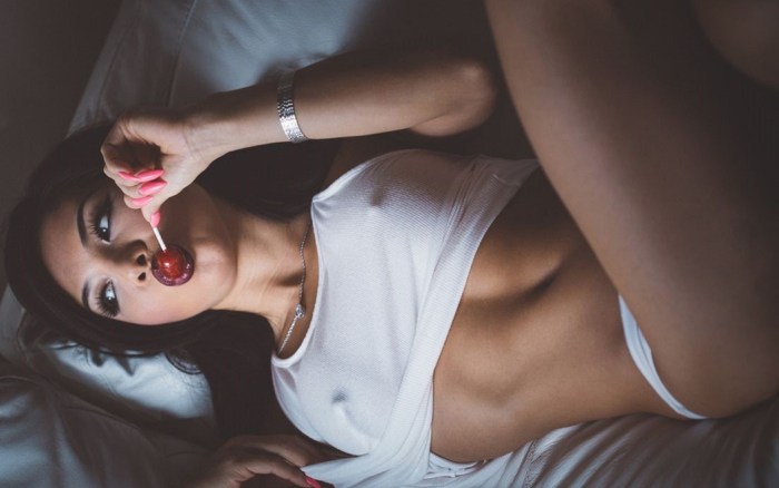 Juicy lips