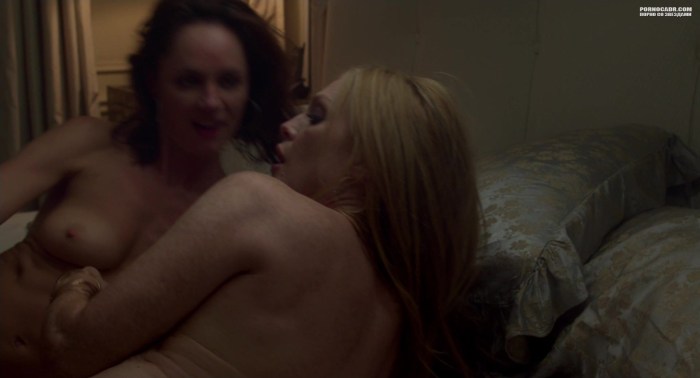 Julianna Moore Erotic scenes