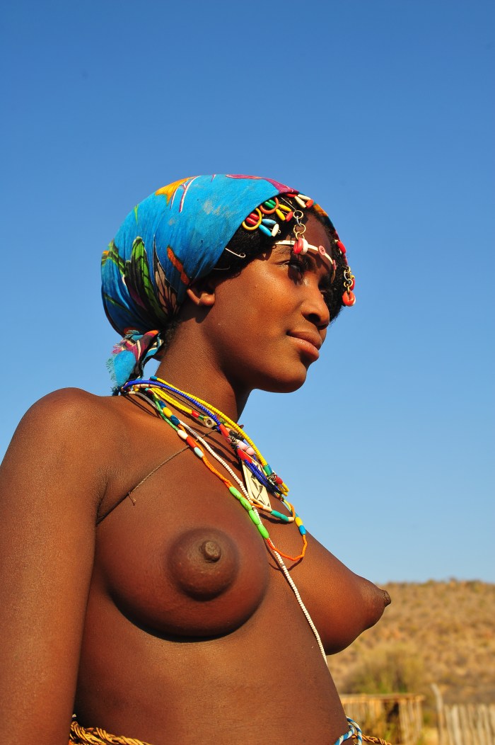 Naked African girls