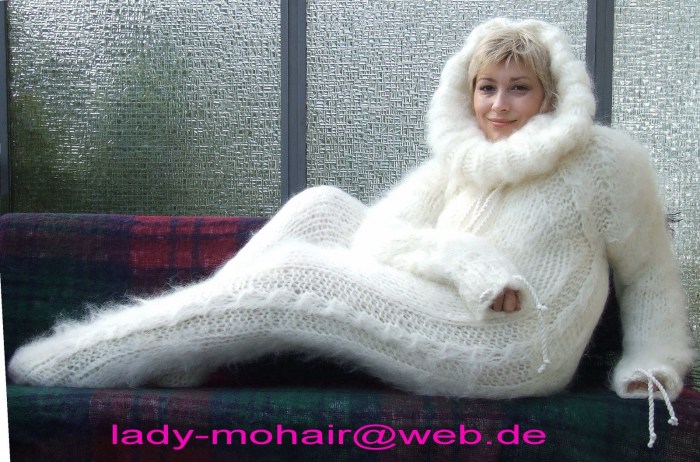 Cardigan from Moher Kamtex