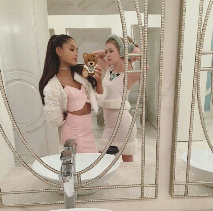 Ariana Grand Lezbian
