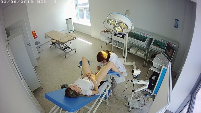 Girl at the gynecologist