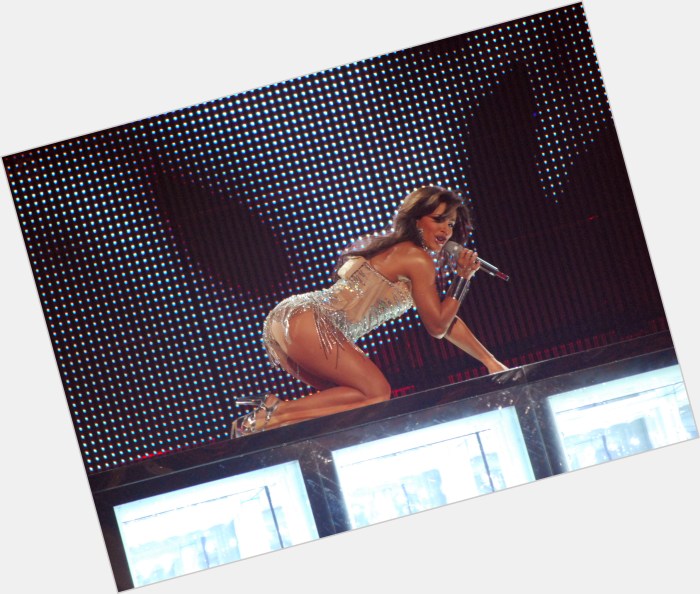 Ani Lorak in the gym