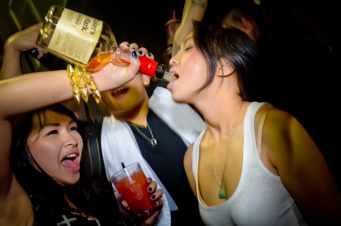 Drunk Chinese women